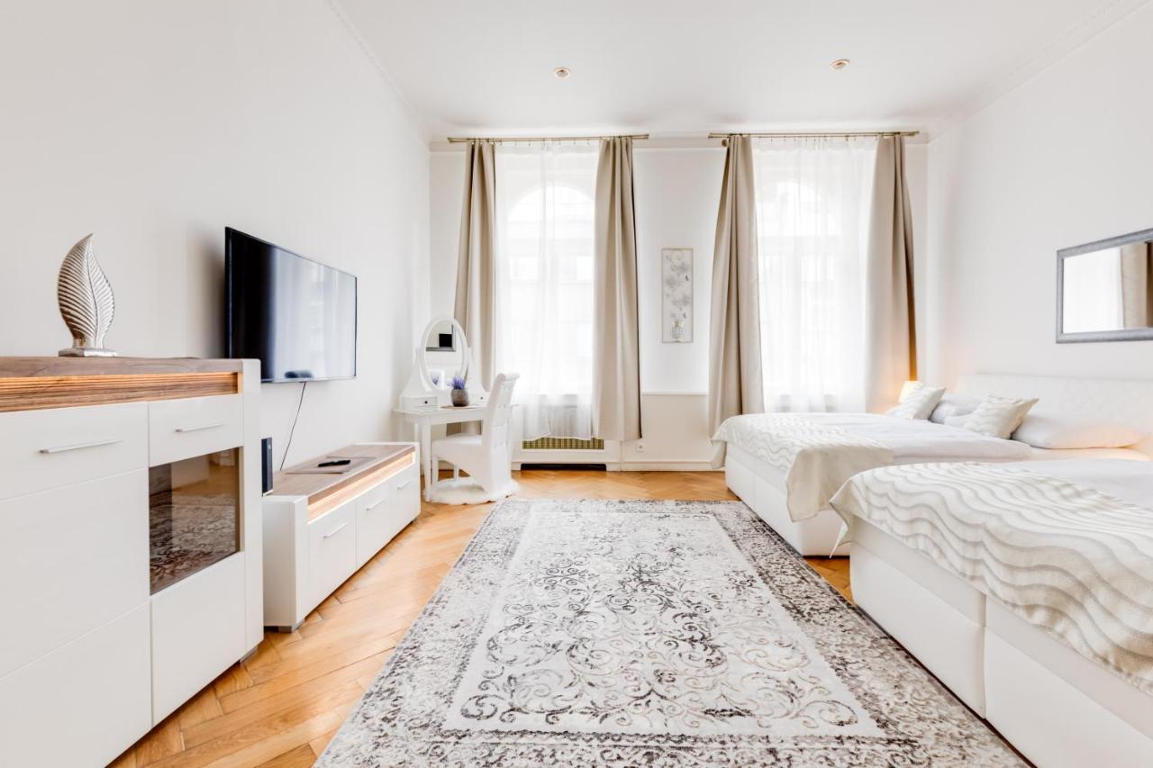 פראג Wenceslass Square Royal Residence Apartments מראה חיצוני תמונה