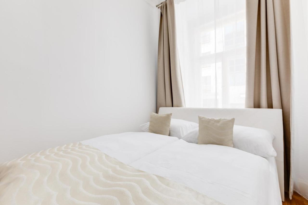פראג Wenceslass Square Royal Residence Apartments מראה חיצוני תמונה