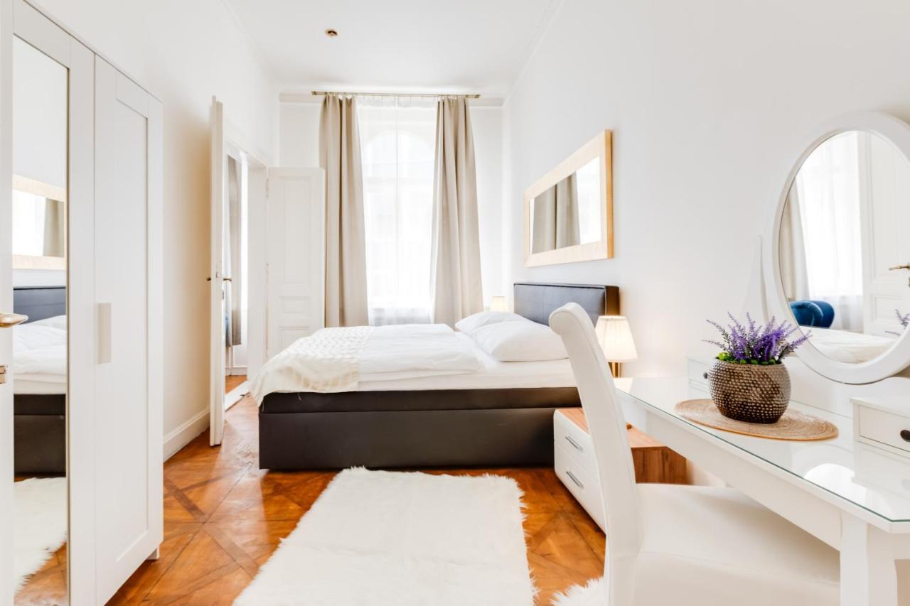 פראג Wenceslass Square Royal Residence Apartments מראה חיצוני תמונה