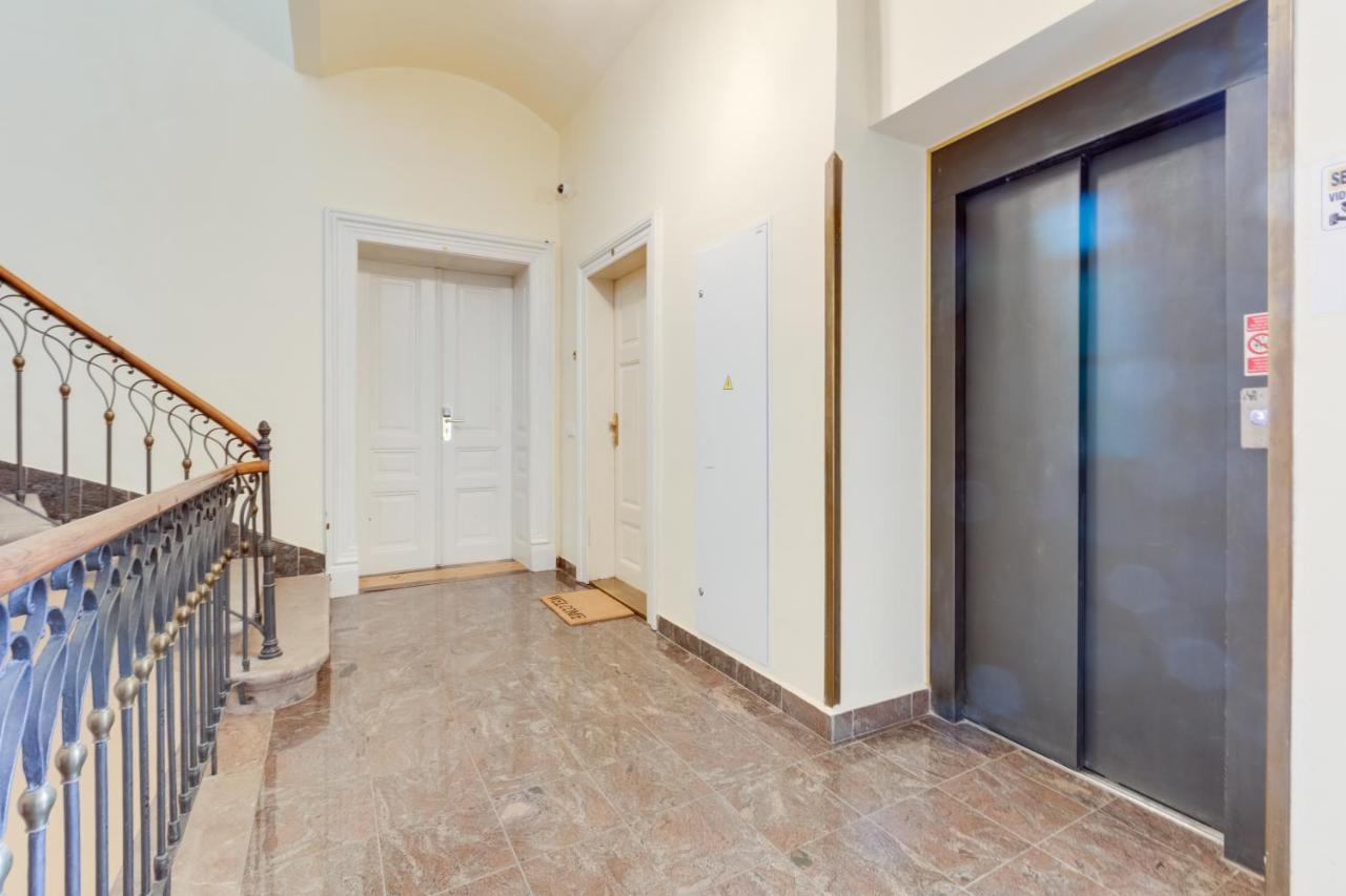 פראג Wenceslass Square Royal Residence Apartments מראה חיצוני תמונה