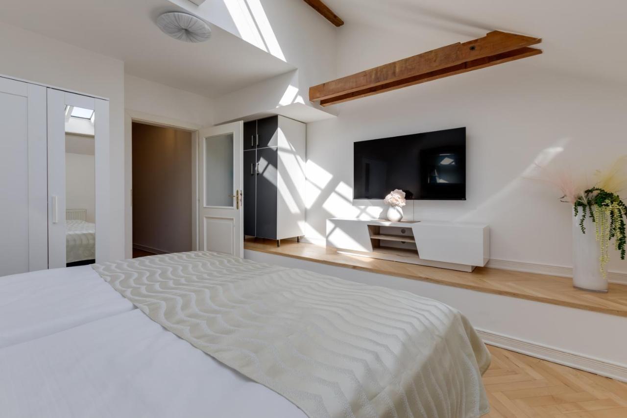 פראג Wenceslass Square Royal Residence Apartments מראה חיצוני תמונה