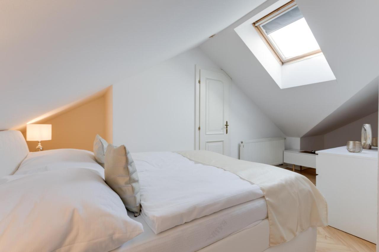 פראג Wenceslass Square Royal Residence Apartments מראה חיצוני תמונה