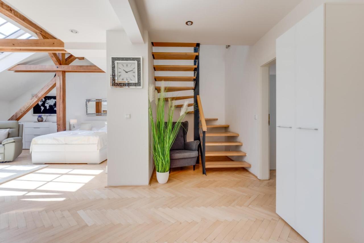 פראג Wenceslass Square Royal Residence Apartments מראה חיצוני תמונה